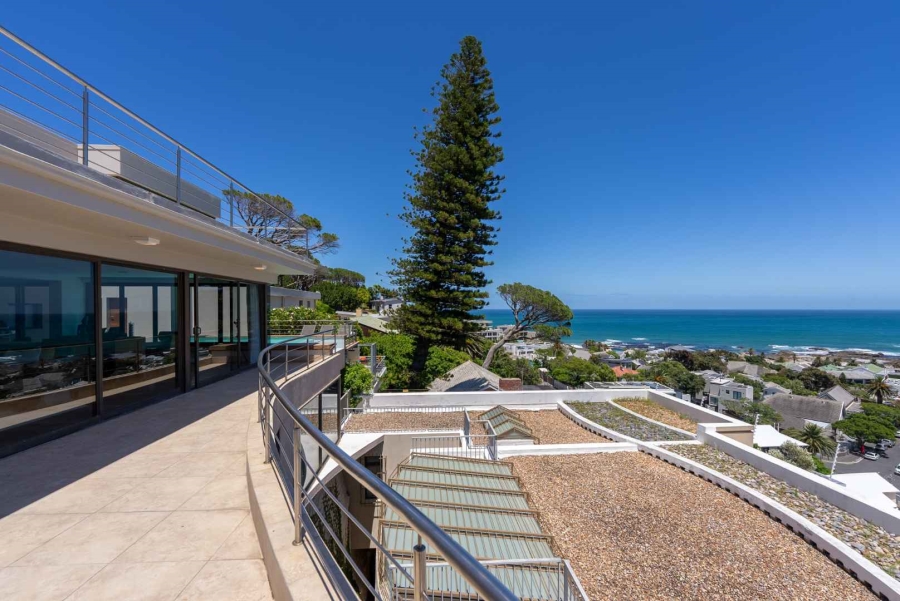 7 Bedroom Property for Sale in Camps Bay Western Cape